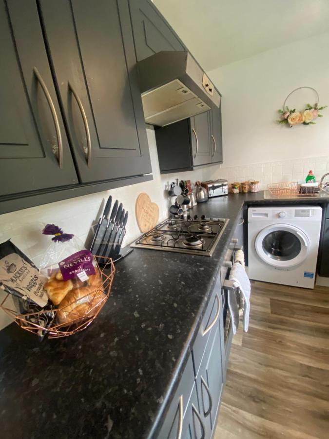 Inverness City Apartments - Modern & Bright Apartment Close To Raigmore Hospital & Shops Inshes Eksteriør bilde